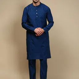 WHITE HEART Geometric Printed Band Collar Straight Kurta With Pyjamas-picture-8