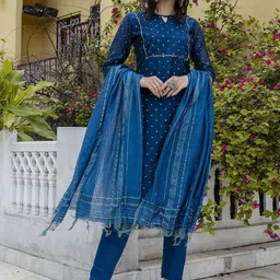 VredeVogel Women Floral Regular Chanderi Silk Kurta with Trousers & With Dupatta-picture-55