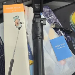 ENMORA Bluetooth Selfie Stick-image-55