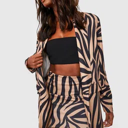 Boohoo Women Zebra Print Front-Open Shawl Collar Co-Ords-29