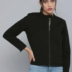 Levis Women Black Solid Sporty Jacket-image-24