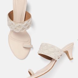 House of Pataudi Ethnic Embellished Kitten Heels-35