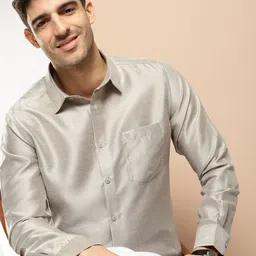 INVICTUS Spread Collar Festive Onam Shirt-image-67