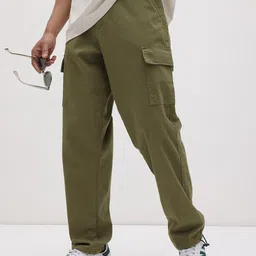 The Roadster Life Co. Men Mid-Rise Relaxed Fit Pure Cotton Cargos with Toggle-image-40