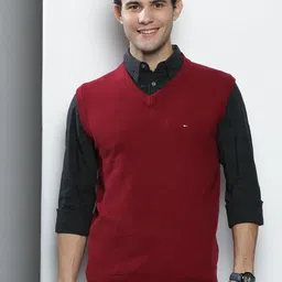 Tommy Hilfiger Men Red Solid Sweater Vest-image-42
