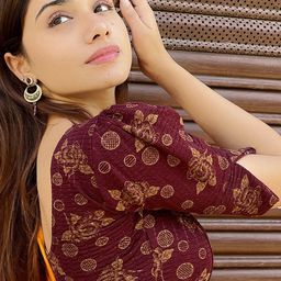 Bindigasm's Advi Printed Stretchable Saree Blouse-picture-55