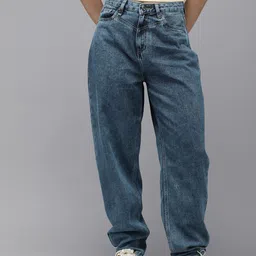 The Roadster Life Co. Women Light Fade Pure Cotton Slouchy Fit Mid-Rise Jeans-picture-48