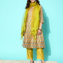 Varanga Printed Panelled Kurta with Trousers & With Dupatta image 3