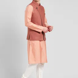 KISAH Men Peach-Coloured & Cream-Coloured Solid Kurta with Churidar & Nehru Jacket image 3