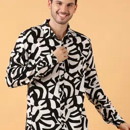 Kotty Men Relaxed Spread Collar Graphic Printed Cotton Casual Shirt-image-76
