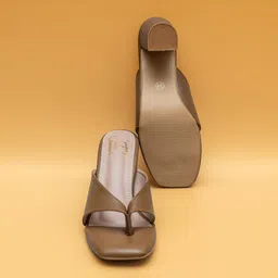 Fancy Nancy Women Open Toe Flats with Bows image 5