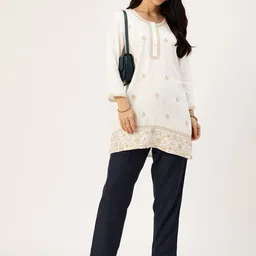 AMUKTI Embroidered Tunic image 4