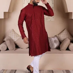 Lightpole Geometric Embroidered Sequinned Straight Kurta image 2