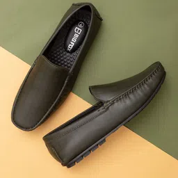 Big Fox Men Olive Green Printed Driving Shoes-image-30