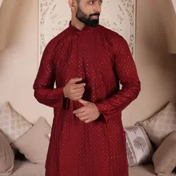 Lightpole Geometric Embroidered Sequinned Straight Kurta image 5