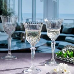 Trovea's Pure Elegance Transparent Glass Wine Glass - Set of 4-picture-27