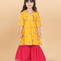 Adiva Three Fourth Sleeves Floral Motif Print Angrakha Kurti With Sharara - Yellow-picture-14