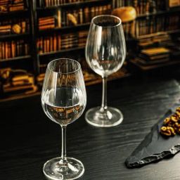 Trovea's Sparkle And Sip Premium Crystal Transparent Glass Wine Glass - Set of 4-picture-16