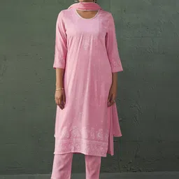 Anouk Pink Floral Printed Round Neck Chanderi Silk Straight Kurta With Trousers & Dupatta-picture-2