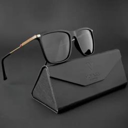 Voyage Black Wayfarer Polarised and UV Protected Lens Unisex Sunglasses-image-46