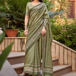 Saree Mall Green Printed Saree With Unstitched Blouse-picture-33