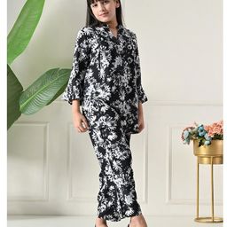 Bella Moda Cotton Woven Three Fourth Bell Sleeves Floral Printed Shirt Style Top & Coordinating Pant Set - Black-picture-24