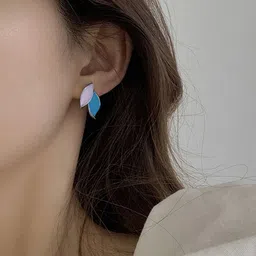 FIMBUL Set Of 2 Silver-Plated Enamelled Leaf Shaped Studs image 4