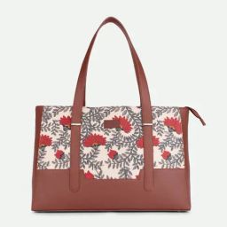 ZOUK Beige & Red Printed Tote Handbag With Pouch-image-56