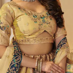 ODETTE Embroidered Sequinned Semi-Stitched Lehenga & Unstitched Blouse With Dupatta image 3