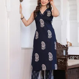 HERE&NOW Women Blue Pure Cotton Kurta Sets-picture-10