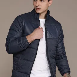Roadster Men Solid Lightweight Puffer Jacket-39