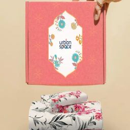 Urban Space Pink Cotton Printed 200 TC King Bedsheet with 2 Pillow Covers-image-48