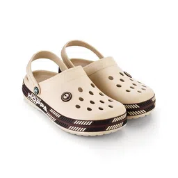 Hoppa Men Self Design Clogs-image-55