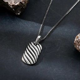 GIVA 925 Oxidized Silver Stylish Pendant With Box Chain-image-98