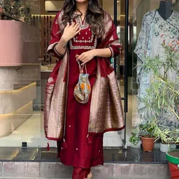 VARNI FABRICS Women Ethnic Motifs Embroidered Kurta with Trousers & Dupatta-picture-37