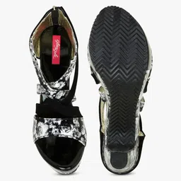 Glitzy Galz Printed Block Heels image 5