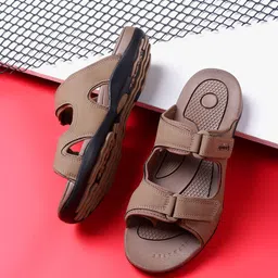 Sparx Men Slip-On-picture-23