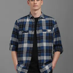 Louis Philippe Jeans Men Spread Collar Tartan Checked Cotton Casual Shirt-image-72