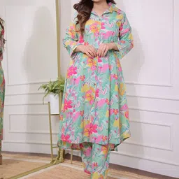 Light Daisy Women Floral Printed Regular Pure Cotton Kurta with Trousers-picture-36