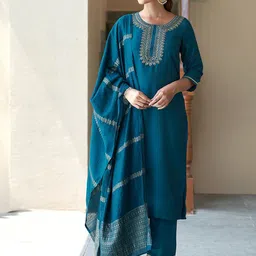 SKYLEE Women Floral Embroidered Kurta with Trousers & Dupatta-image-25