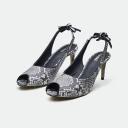 Oroh Women Leather Party Stiletto Pumps with Bows-51