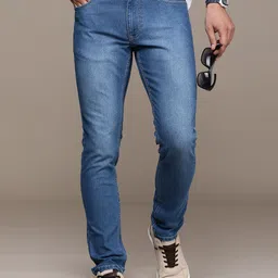 WROGN Men Slim Fit Mid-Rise Light Fade Clean Look Stretchable Jeans-picture-9