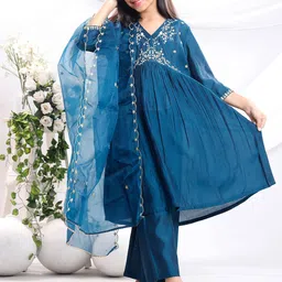 BAESD Girls Floral Embroidered Kurta with Palazzo & Dupatta-image-89