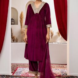 AASK Ethnic Motifs Yoke Design Empire Sequinned Velvet Kurta With Trousers & Dupatta-image-6