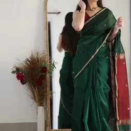 SHOP DROP Women Green Woven Design Zari Pure Silk Banarasi Saree-picture-32