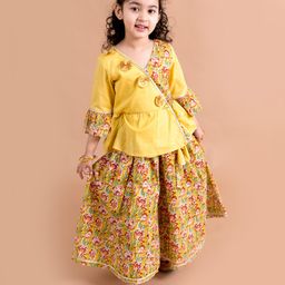 Pspeaches Three Fourth Bell Sleeves Floral Printed Kurta & Palazzo Set - Mustard Yellow-image-45