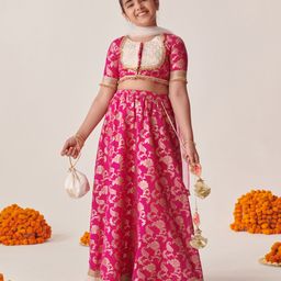 Pspeaches Silk Blend Half Sleeves Floral Printed  Lehenga Choli With Dupatta - Magenta-image-32
