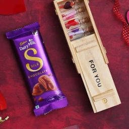 eCraftIndia Wooden For You With 7 Personal Messages Bottles Set & Cadbury Dairy Milk Silk Chocolate-31