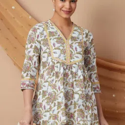 Melange By Lifestyle Off White Cotton Regular Fit Floral Print Tunic-picture-27