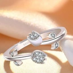Lila Silver-Plated CZ-Studded Leaves Design Adjustable Ring-image-19